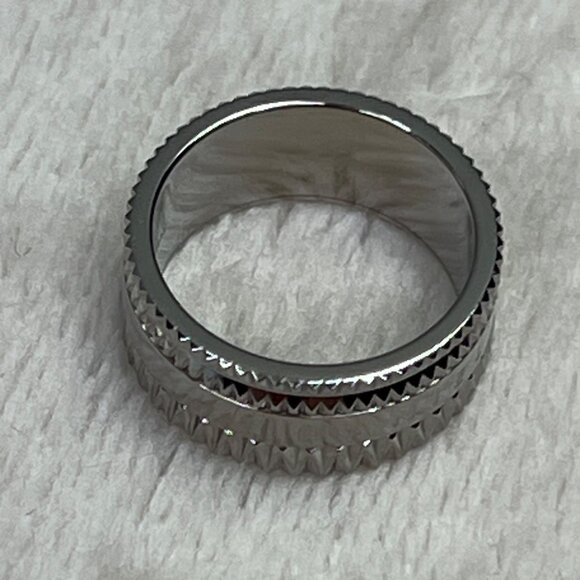 Daniel Wellington Elevation Ring 52 US 6 Silver Stainless Steel Geometric NWOT - Picture 8 of 8